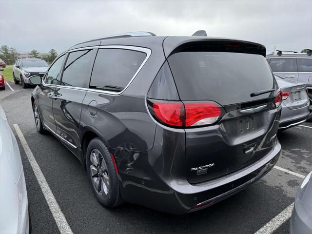 2018 Chrysler Pacifica Hybrid Limited