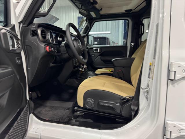 2023 Jeep Gladiator Willys 4x4