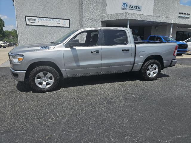 2023 RAM 1500 Big Horn Crew Cab 4x4 57 Box