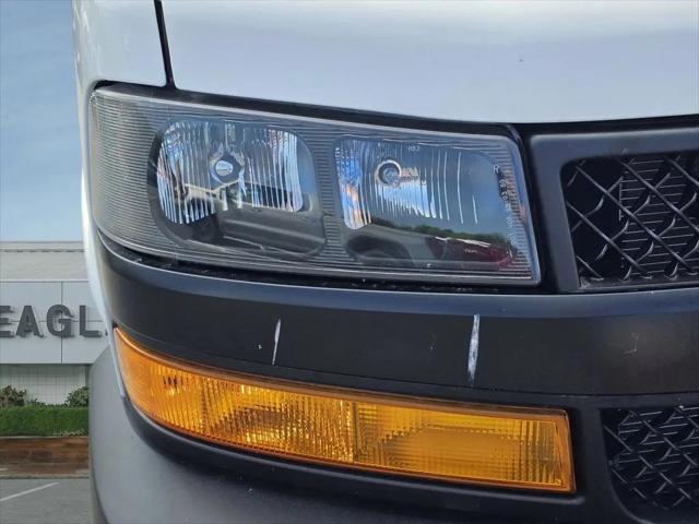2025 Chevrolet Express Cargo Van RWD 2500 Regular Wheelbase WT