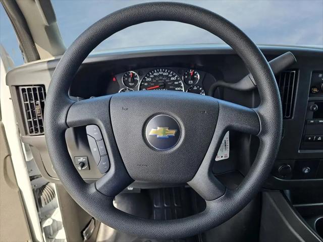 2025 Chevrolet Express Cargo Van RWD 2500 Regular Wheelbase WT