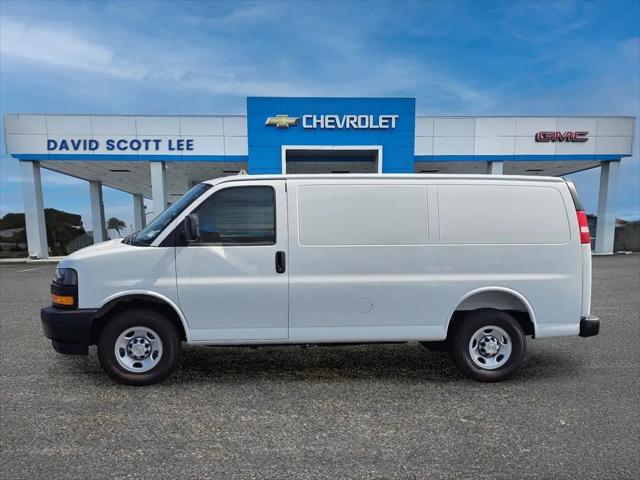 2025 Chevrolet Express Cargo Van RWD 2500 Regular Wheelbase WT