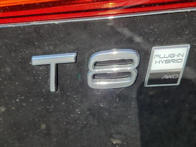 2025 Volvo XC60 Plug-In Hybrid Plus, T8 AWD Electric/Gasoline, Dark