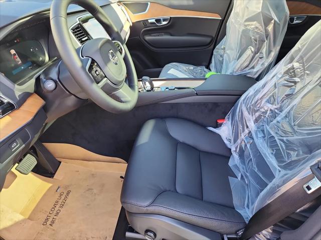 2025 Volvo XC90 B6 Plus 7-Seater