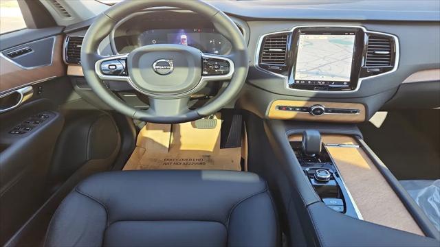 2025 Volvo XC90 B6 Plus 7-Seater