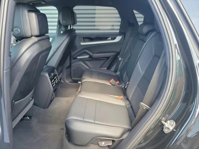 2025 Porsche Cayenne Cayenne