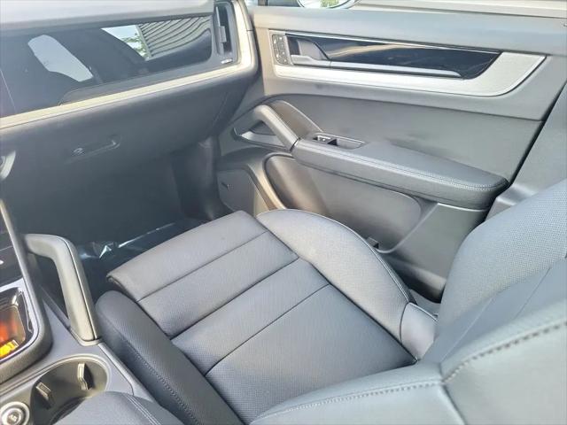 2025 Porsche Cayenne Cayenne