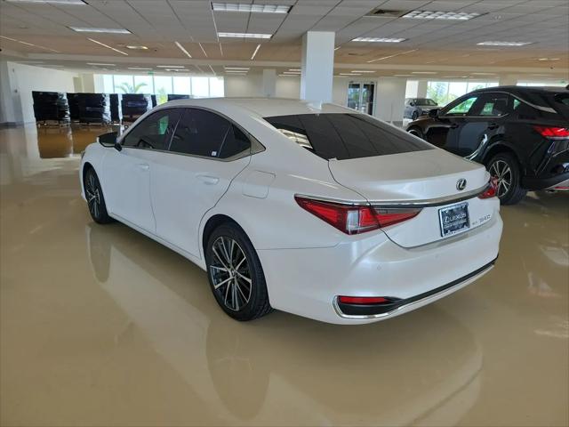 2024 Lexus ES 250 ES 250