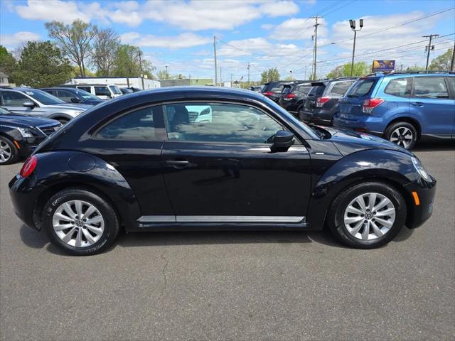 2016 Volkswagen Beetle 1.8T Wolfsburg Edition