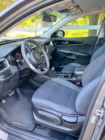 2016 Kia Sorento 3.3L LX