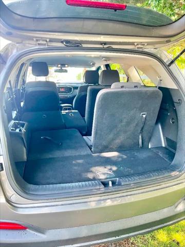 2016 Kia Sorento 3.3L LX