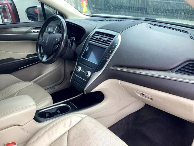 2015 Lincoln MKC Base