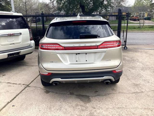 2015 Lincoln MKC Base