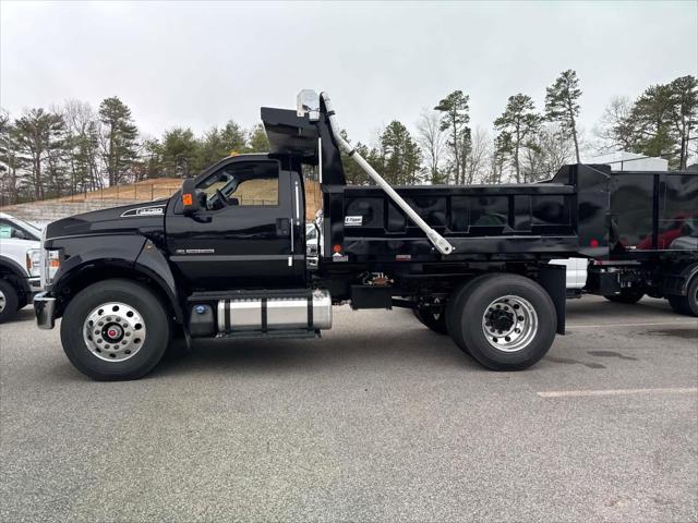 2025 Ford F-750 Reg Cab