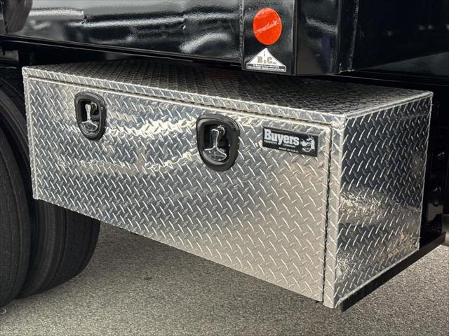 2025 Ford F-750 Reg Cab