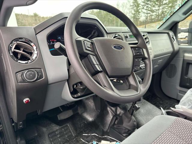 2025 Ford F-750 Reg Cab