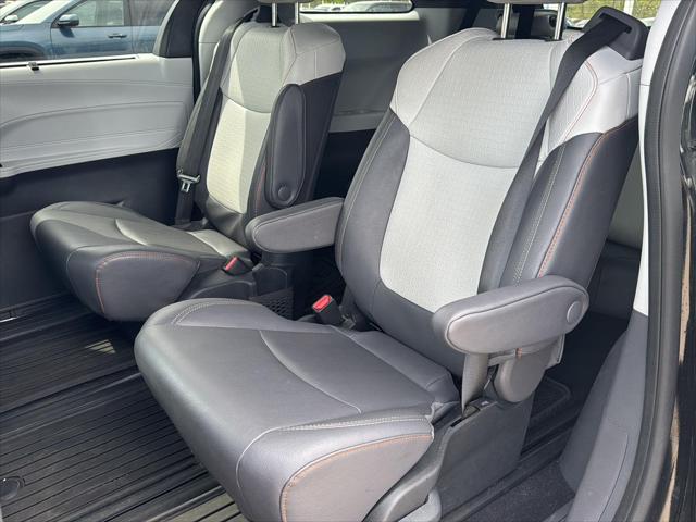Used 2024 Toyota Sienna For Sale in Jackson, MI