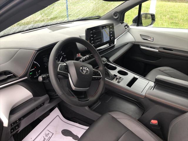 Used 2024 Toyota Sienna For Sale in Jackson, MI