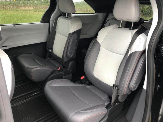 Used 2024 Toyota Sienna For Sale in Jackson, MI
