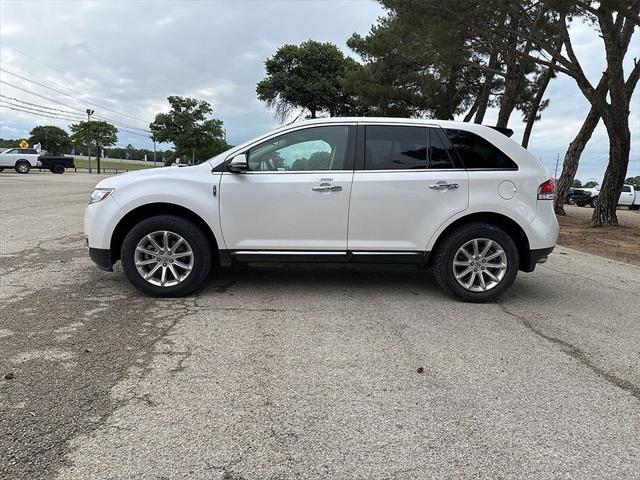 2015 Lincoln MKX Base