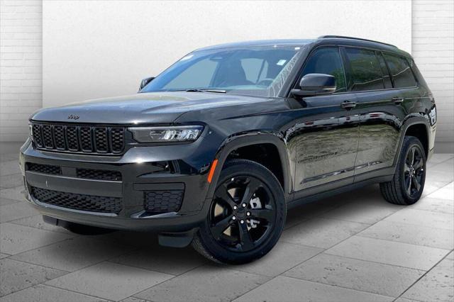 2025 Jeep Grand Cherokee GRAND CHEROKEE L ALTITUDE 4X4