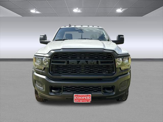 2024 RAM Ram 4500 Chassis Cab RAM 4500 SLT CHASSIS REGULAR CAB 4X4 120 CA