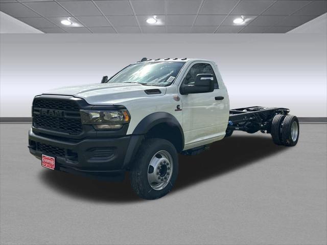 2024 RAM Ram 4500 Chassis Cab RAM 4500 SLT CHASSIS REGULAR CAB 4X4 120 CA