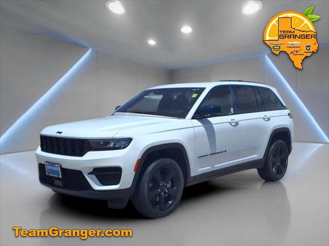 2022 Jeep Grand Cherokee Altitude 4x2