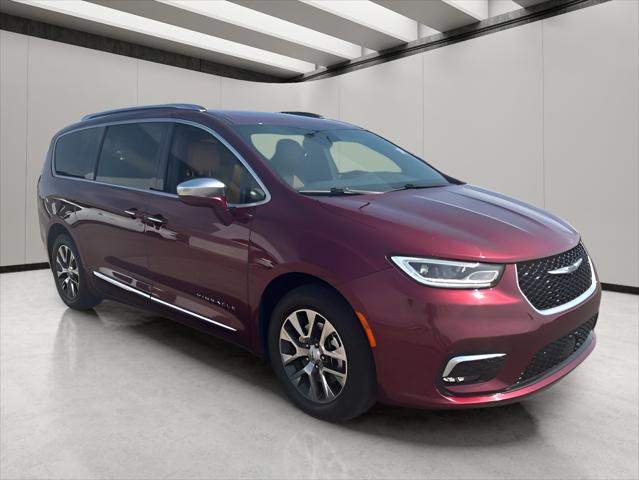 2022 Chrysler Pacifica Hybrid Pinnacle