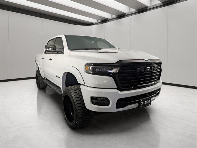2025 RAM 1500 Laramie Crew Cab 4x4 57 Box