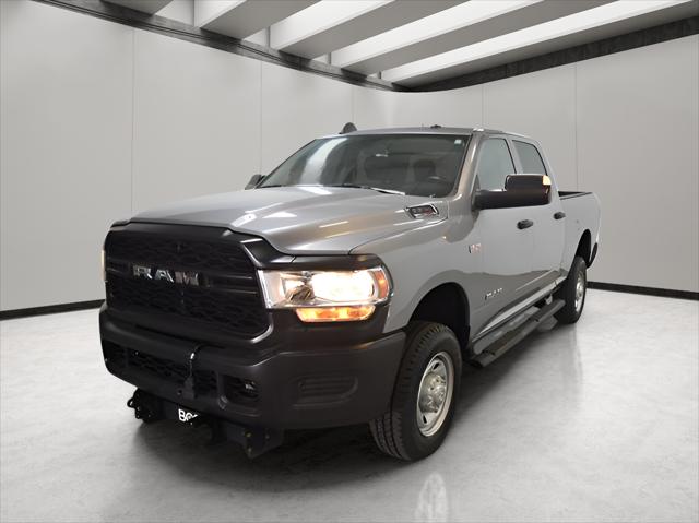 2020 RAM 2500 Tradesman Crew Cab 4X4 64 Box