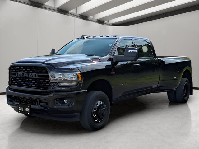 2024 RAM 3500 Big Horn Crew Cab 4x4 8 Box