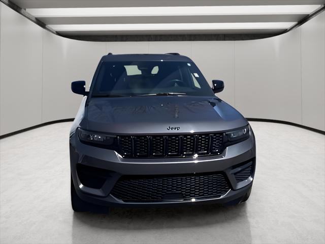 2023 Jeep Grand Cherokee Altitude 4x4