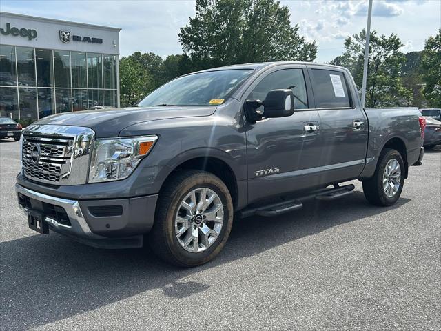 2023 Nissan TITAN Crew Cab SV 4x4