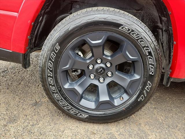 2025 RAM 1500 Lone Star Crew Cab 4x4 57 Box