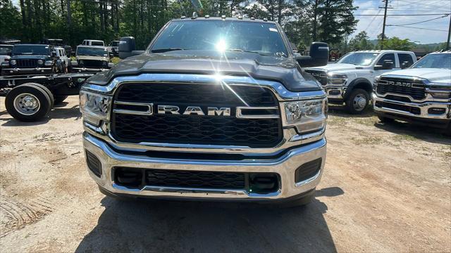 2024 RAM Ram 3500 Chassis Cab RAM 3500 TRADESMAN CREW CAB CHASSIS 4X4 60 CA