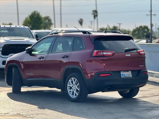 2016 Jeep Cherokee Sport