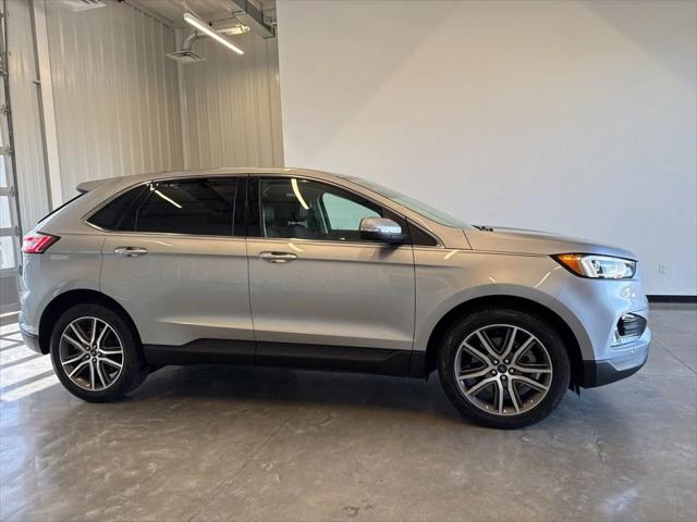 2021 Ford Edge Titanium