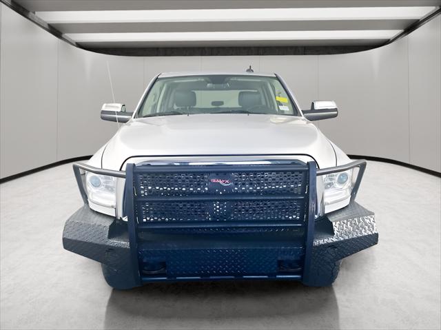 2017 RAM 2500 Laramie Crew Cab 4x4 64 Box