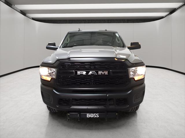 2020 RAM 2500 Tradesman Crew Cab 4X4 64 Box