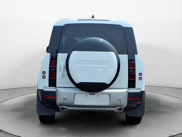 2025 Land Rover Defender 130 P300 S