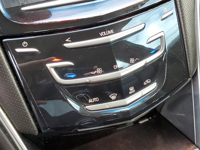 Used 2014 Cadillac XTS For Sale in Waterford Twp, MI