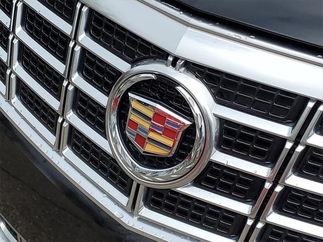 Used 2014 Cadillac XTS For Sale in Waterford Twp, MI
