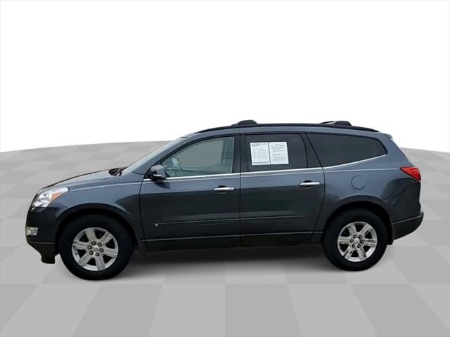 Used 2010 Chevrolet Traverse For Sale in Waterford Twp, MI