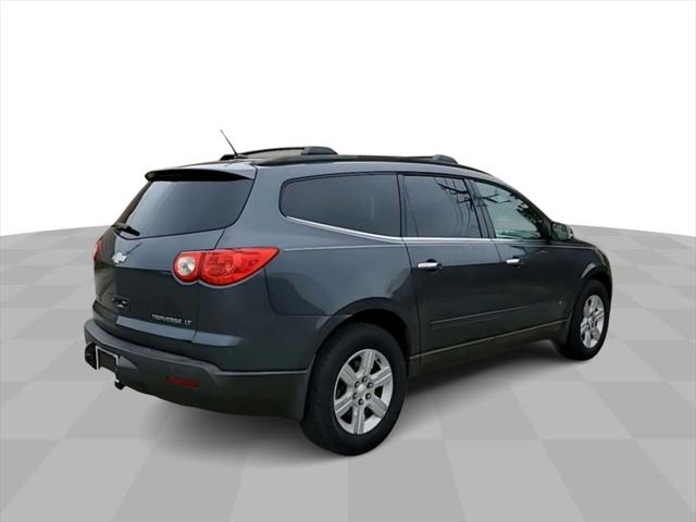 Used 2010 Chevrolet Traverse For Sale in Waterford Twp, MI