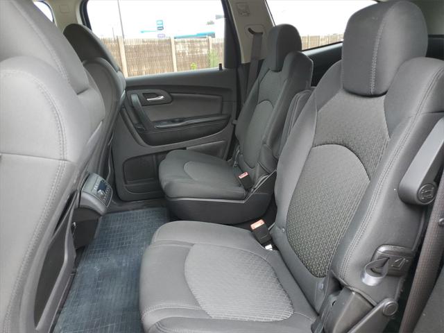Used 2010 Chevrolet Traverse For Sale in Waterford Twp, MI