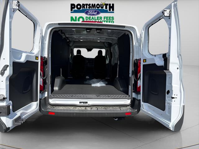 2025 Ford Transit Cargo Van Base