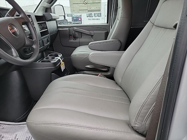 2025 GMC Savana Cargo RWD 2500 Regular Wheelbase Work Van