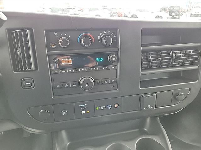 2025 GMC Savana Cargo RWD 2500 Regular Wheelbase Work Van