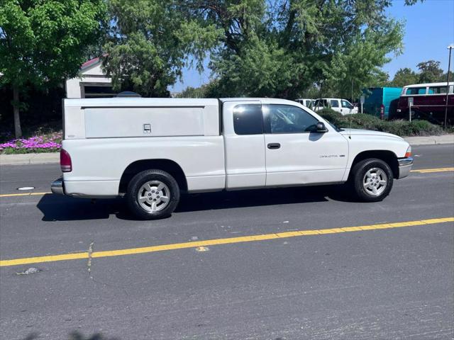 2001 Dodge Dakota Sport